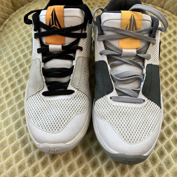 Nike Ja 1 Light Smoke Grey Ja Morant Basketball Shoes main image 10